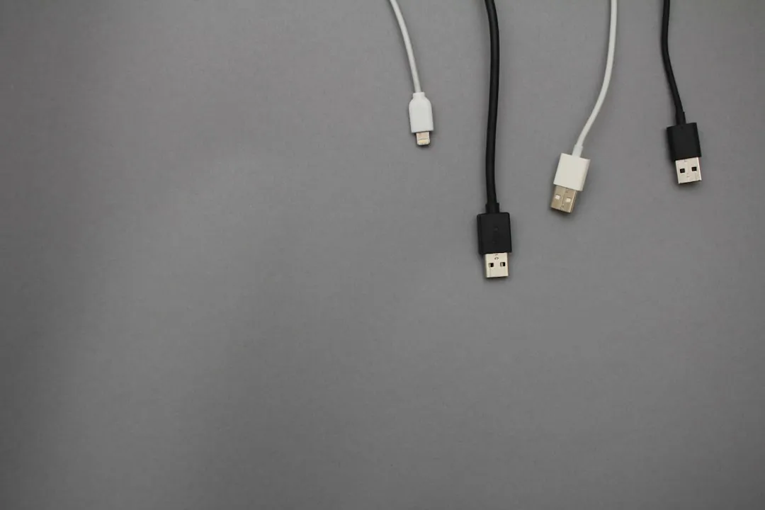 工厂仓储堆高车选型指南：载重与举升高度匹配方案